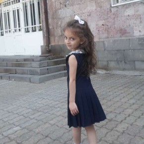 Անուշ Գալստյան