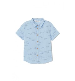 Կապույտ վերնաշապիկ շնաձկներով