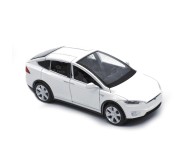 Մետաղյա մեքենա Tesla